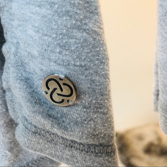 Zella Oversized Grey Long Sleeve Yoga Athleisure Top - Picture 4 of 9